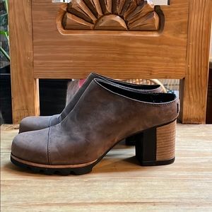 Sorel Addington Mule Clog